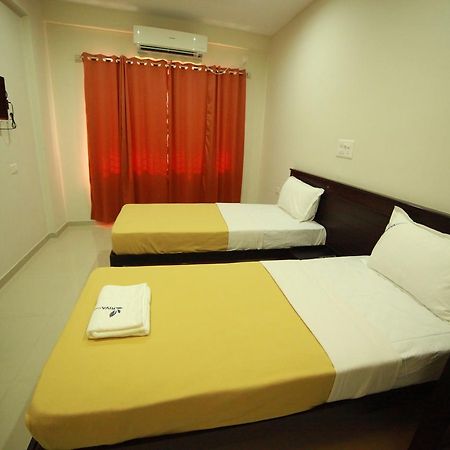 Riva Residency Hotel Palakkad Buitenkant foto